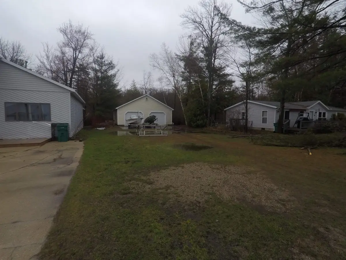 900 E Lake Mitchell, Cadillac, MI 49601 - #1