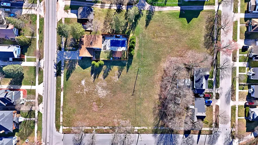 605 E Chapin ST, Cadillac, MI 49601 - #2