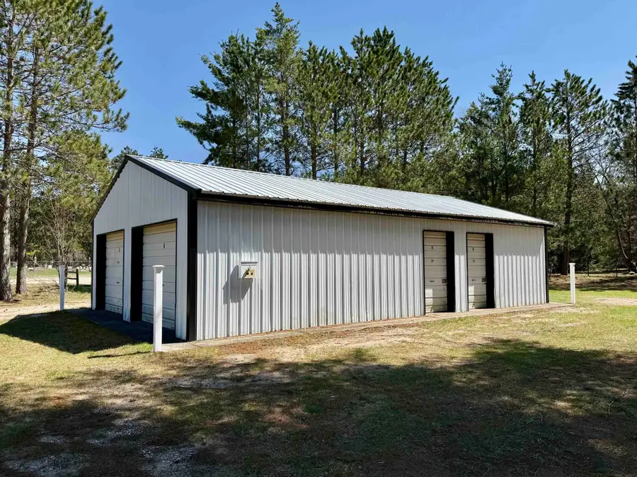 3044 S 29 RD, Cadillac, MI 49601 - #2