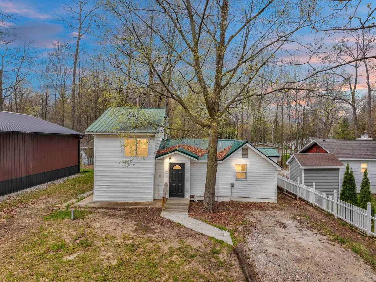 1916 S Rose AVE, Lake, MI 49651 - #1