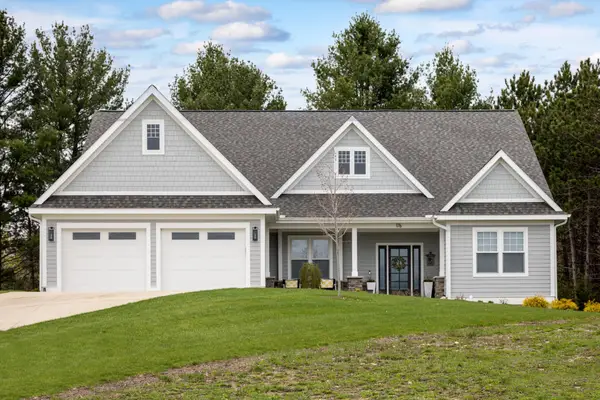 176 Vineyard Ridge, TraverseCity, MI 49686