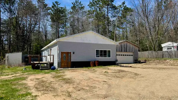 5960 S Seeley, Cadillac, MI 49601
