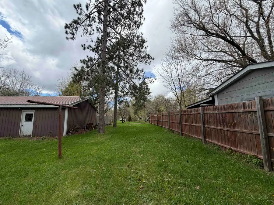110 W Carl, Buckley, MI 49620 - #3