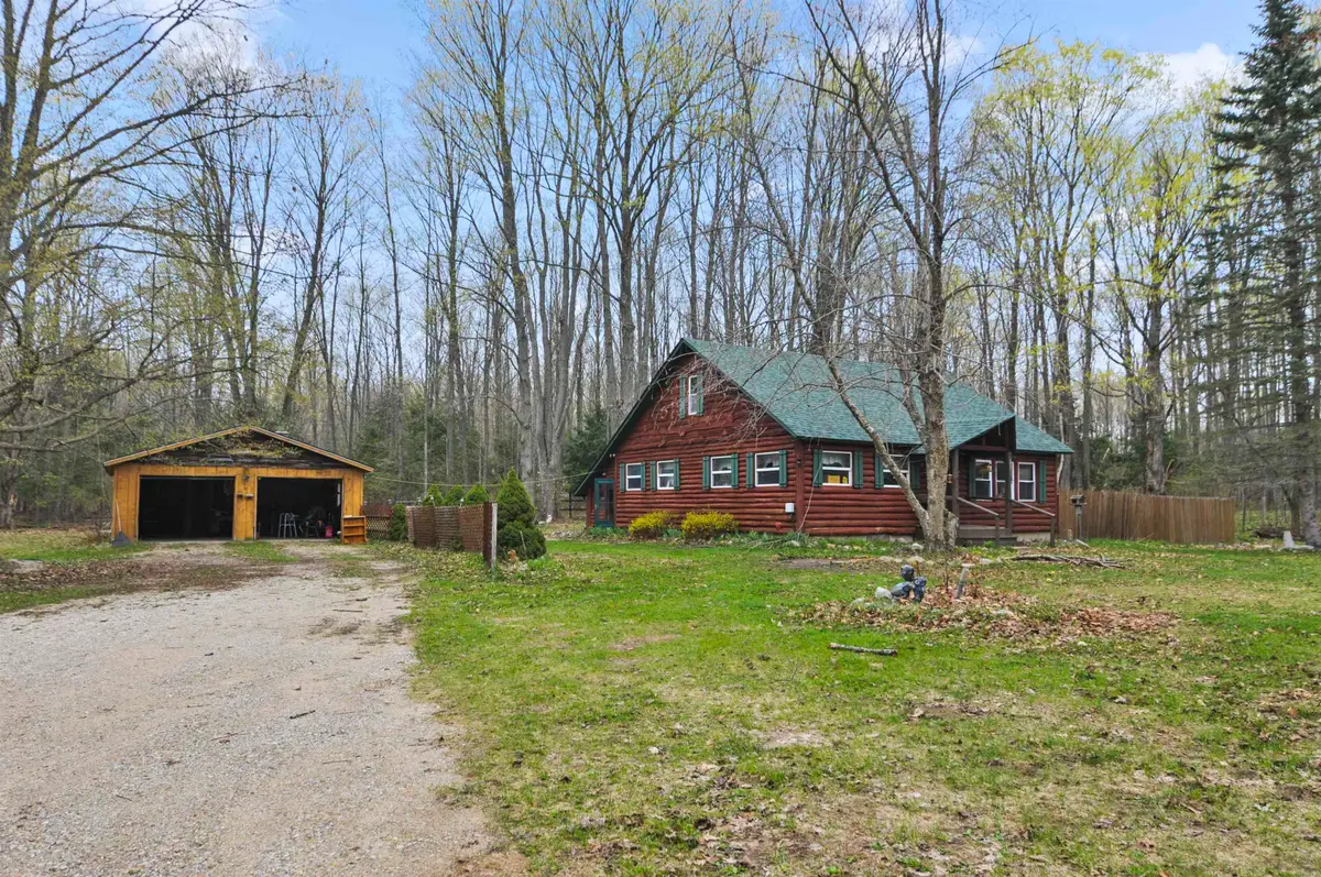 2561 E Johnson, Norwich, MI 49651 - #1