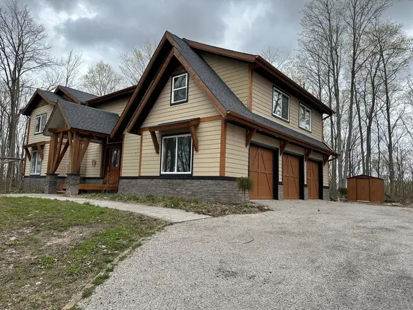 7058 Shade Tree, TraverseCity, MI 49685