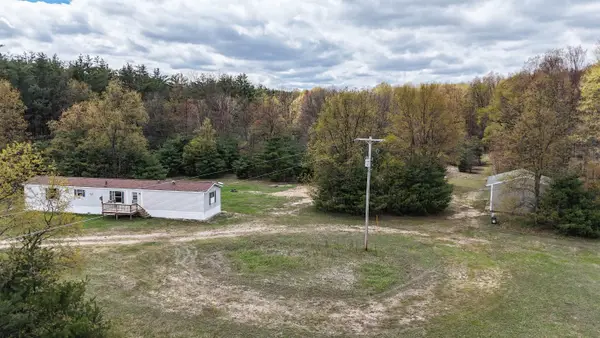 7274 S Forward, Mcbain, MI 49657