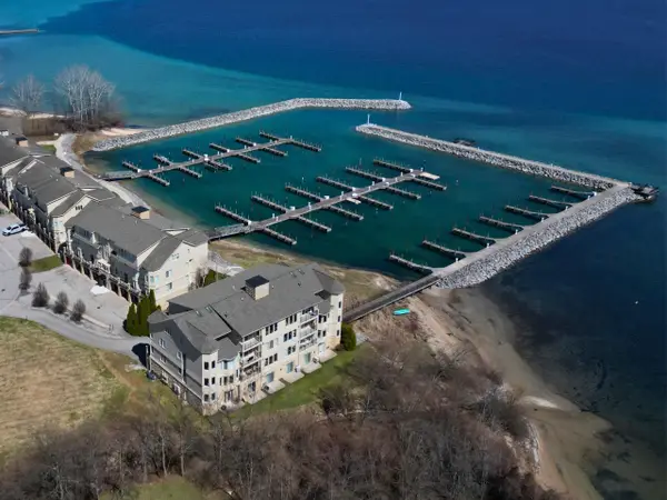 704 N Dockside, SuttonsBay, MI 49682
