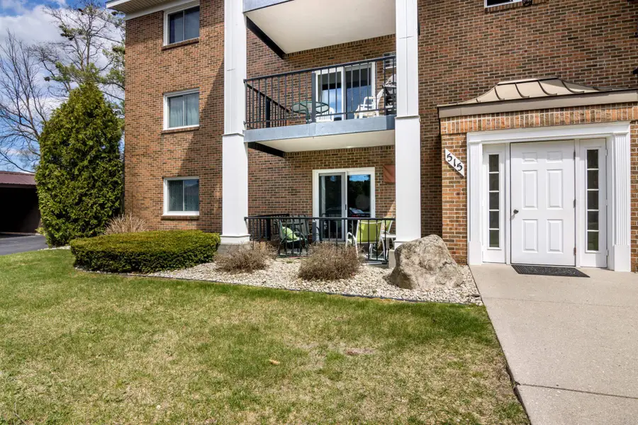 515 Georgetown DR, Traverse City, MI 49684 - #3