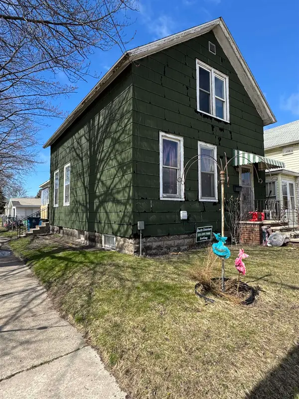616 Cypress, Manistee, MI 49660