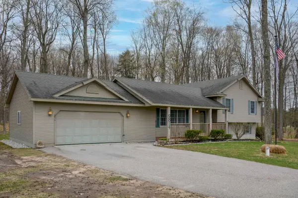 9814 Bobbys, TraverseCity, MI 49684