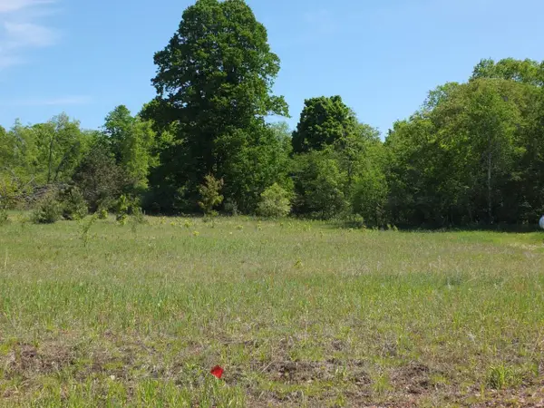 Lot 10 Kingsfield, Kingsley, MI 49649