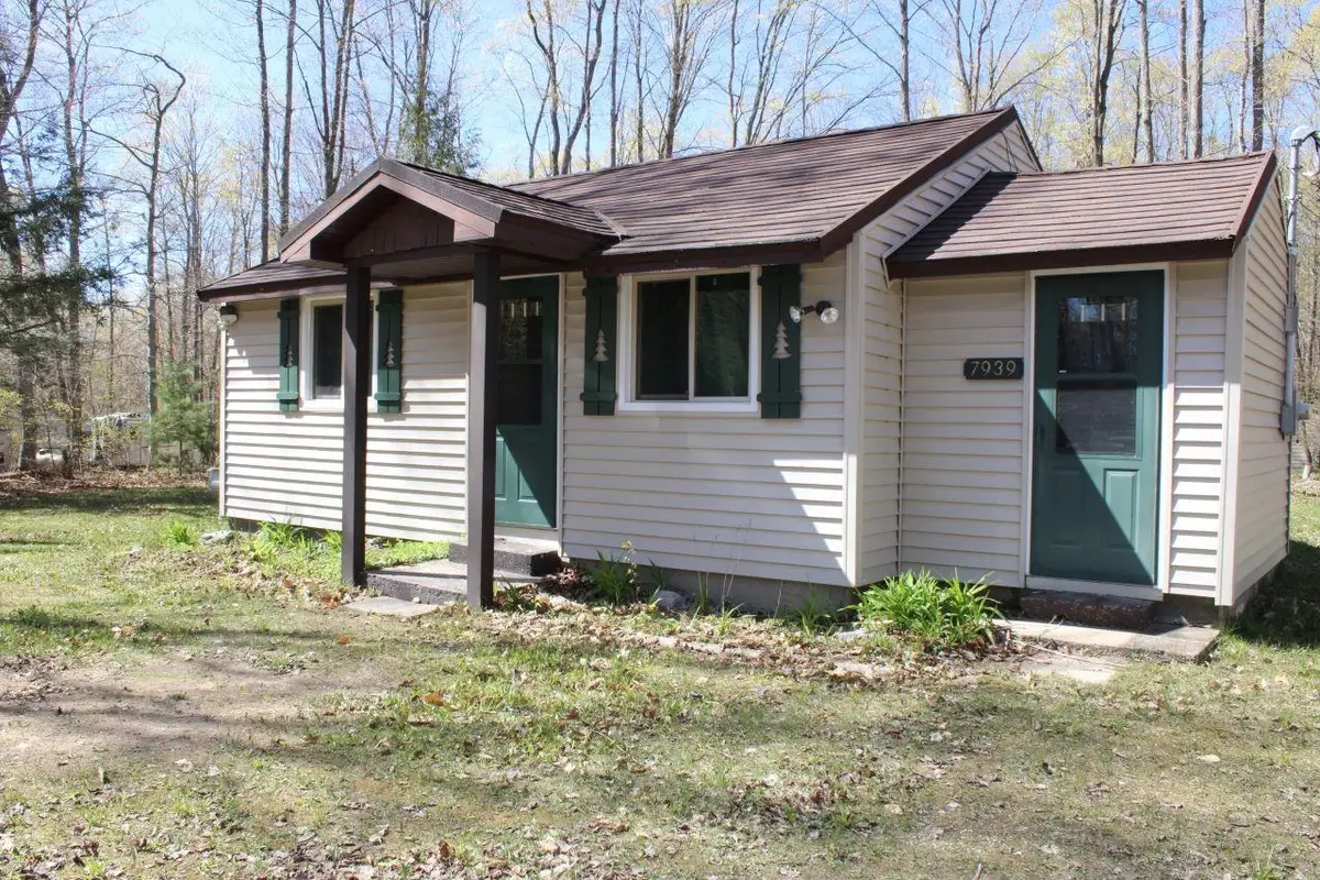 7939 NE Beechnut, Kalkaska, MI 49646 - #1