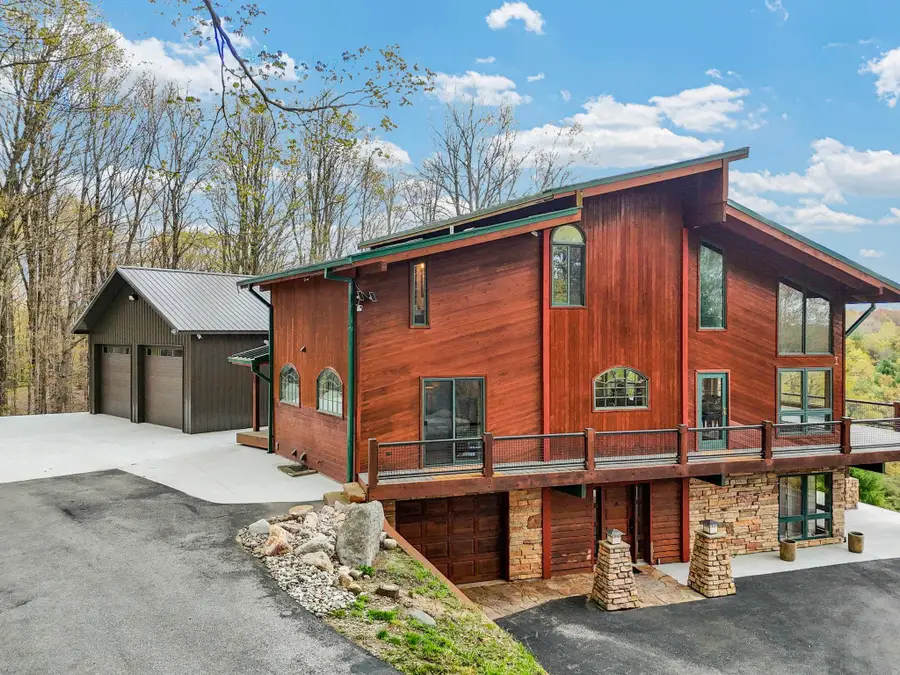 8356 W 38, Cadillac, MI 49601 - #2