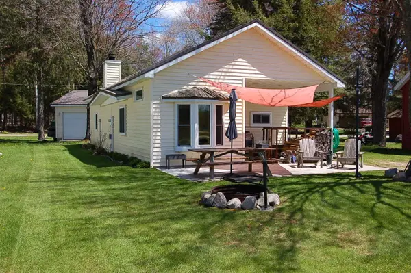 109 Brandy, Cadillac, MI 49601