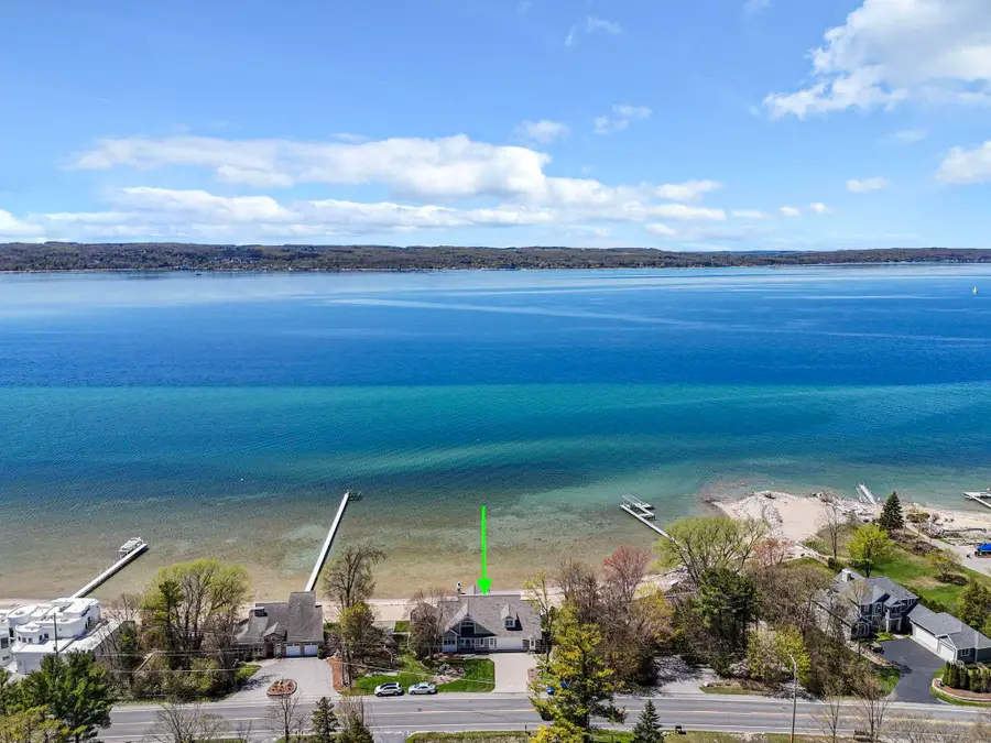 6525 Peninsula, Traverse City, MI 49686 - #3