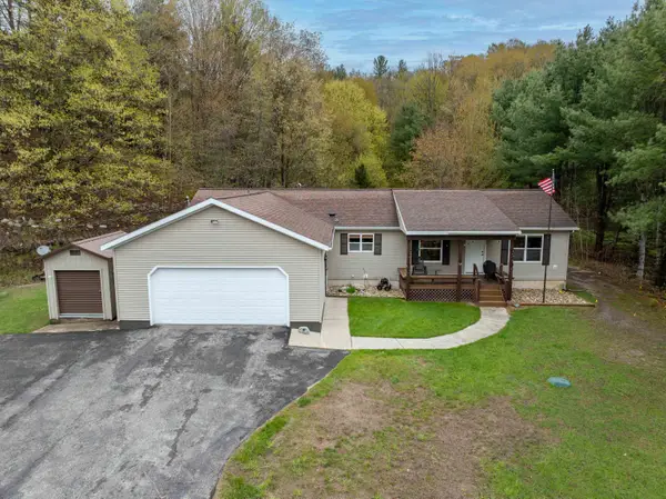 2880 Rushton, CentralLake, MI 49622