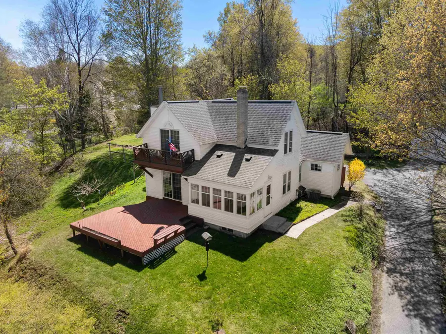 7233 Prospect AVE, Beulah, MI 49617 - #3
