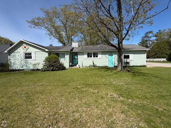 722 S Lakeshore, LakeCity, MI 49651