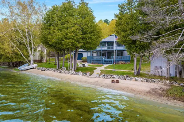 114 S Intermediate Lake, CentralLake, MI 49622