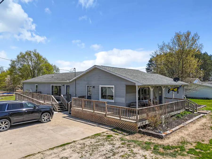 3821 S 39, Cadillac, MI 49601 - #2