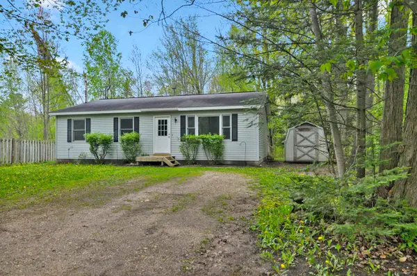 142 Fern, Cadillac, MI 49601