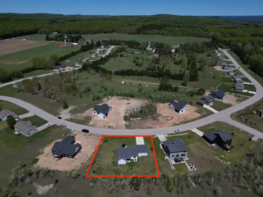 8573 S Olivia, Kasson, MI 49664 - #3