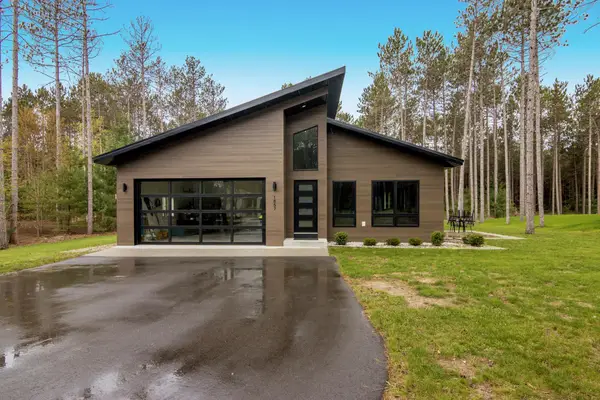 1857 Cascade TRL, TraverseCity, MI 49685