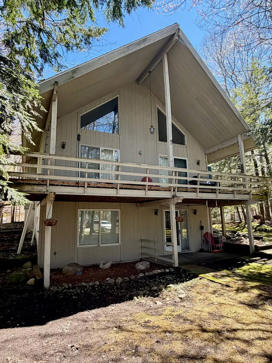 724 S Golden Beach, Kewadin, MI 49648 - #3