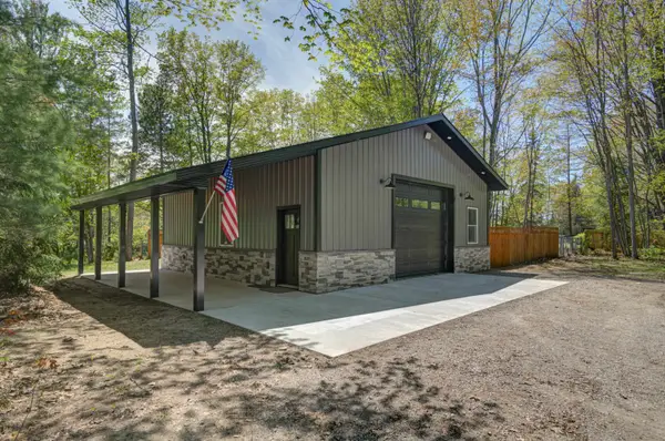 4063 NE Sands Park, Kalkaska, MI 49646