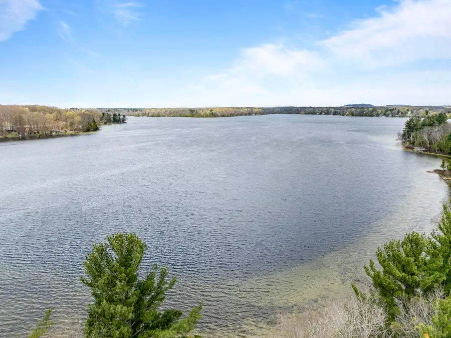 5414 Birch Glen RD, Lake Ann, MI 49650 - #3