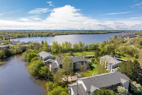 621 Riverine, TraverseCity, MI 49684