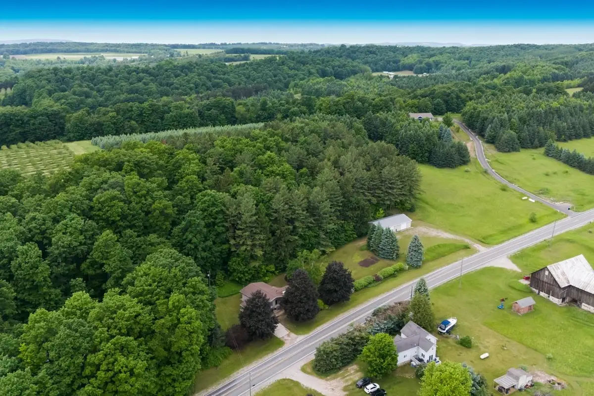 1551 N Macksey, Suttons Bay, MI 49682 - #1
