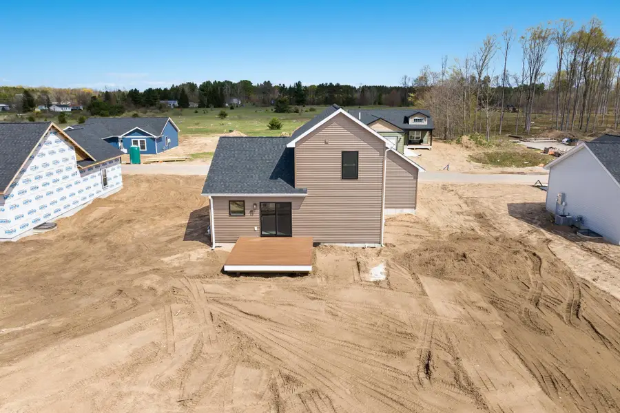 2102 Cottonwood AVE, Grawn, MI 49637 - #3