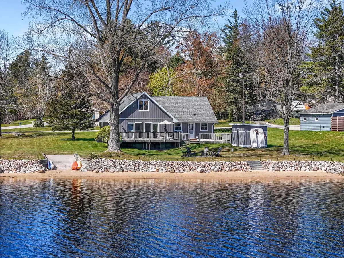 9464 Stone Ledge Lake, Cadillac, MI 49601 - #1