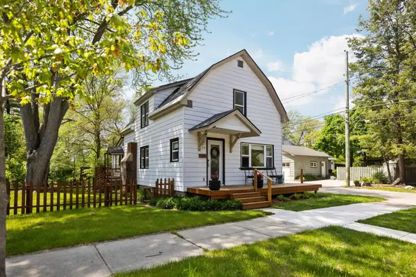 314 Barlow ST, TraverseCity, MI 49686