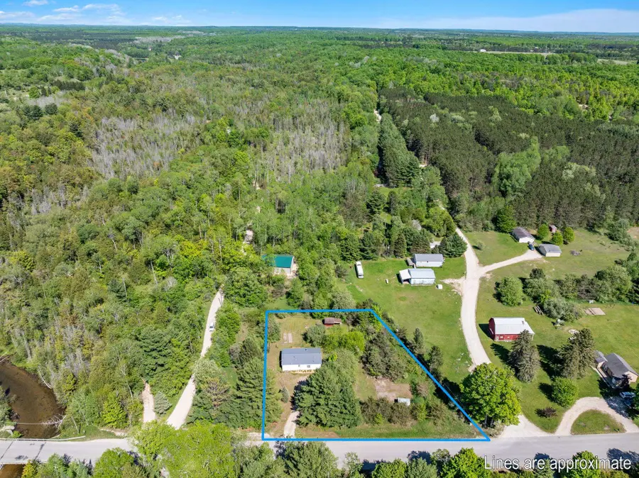 1741 N Haze RD, Beulah, MI 49617 - #3