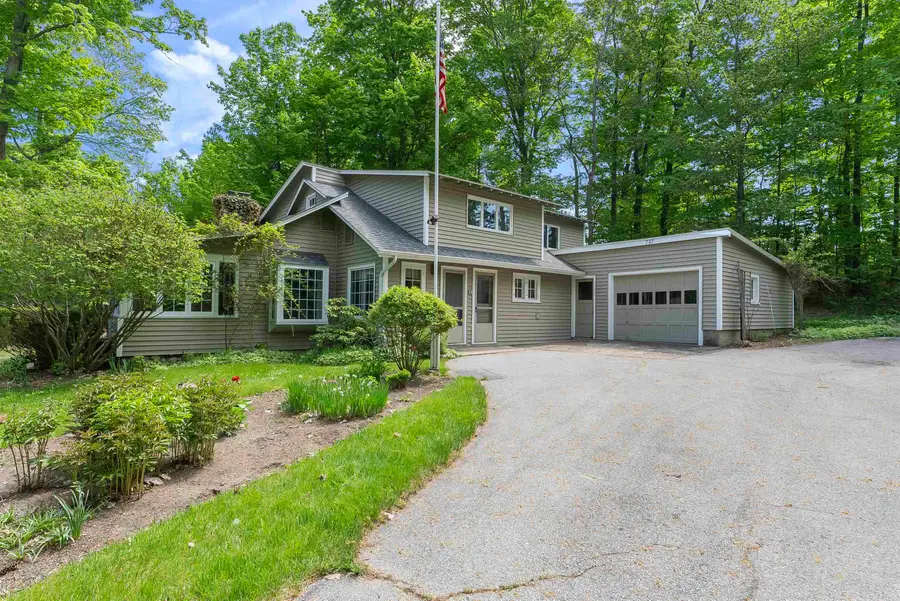 737 S Stony Point, Suttons Bay, MI 49682 - #2