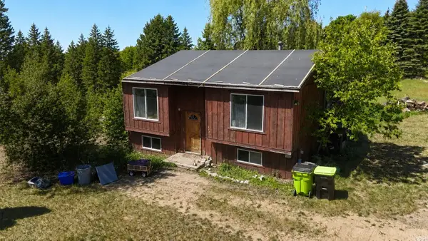 5527 Old Maple, Grawn, MI 49637