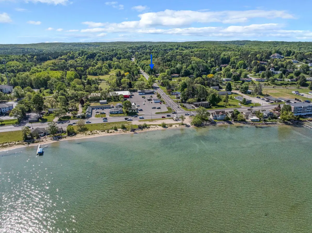 27 Bunker Hill, Williamsburg, MI 49690 - #1