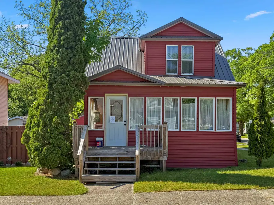 123 E Bremer, Cadillac, MI 49601 - #2