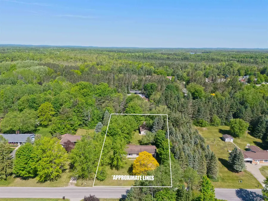 4225 Benson RD, Cadillac, MI 49601 - #2
