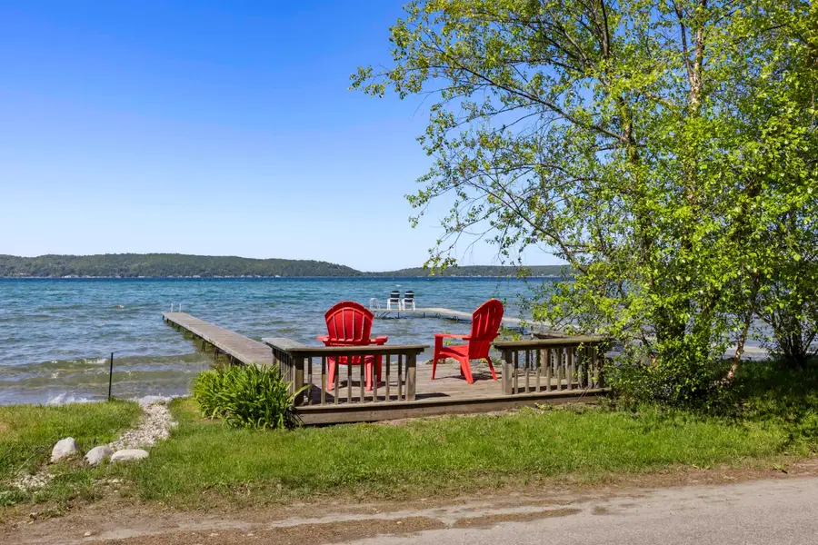 1313 E South Shore, Frankfort, MI 49635 - #3