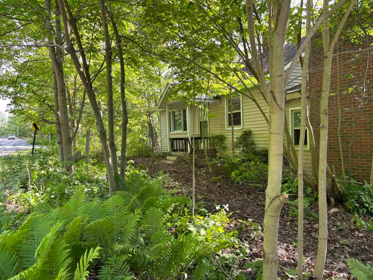 5962 S Lake Leelanau DR, Traverse City, MI 49684 - #1
