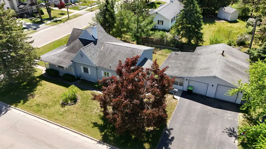 502 S Court, Gaylord, MI 49735 - #3