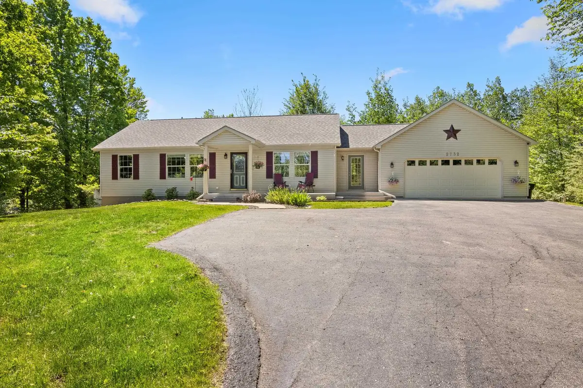 2732 Hammond Highlands, East Bay, MI 49686 - #1