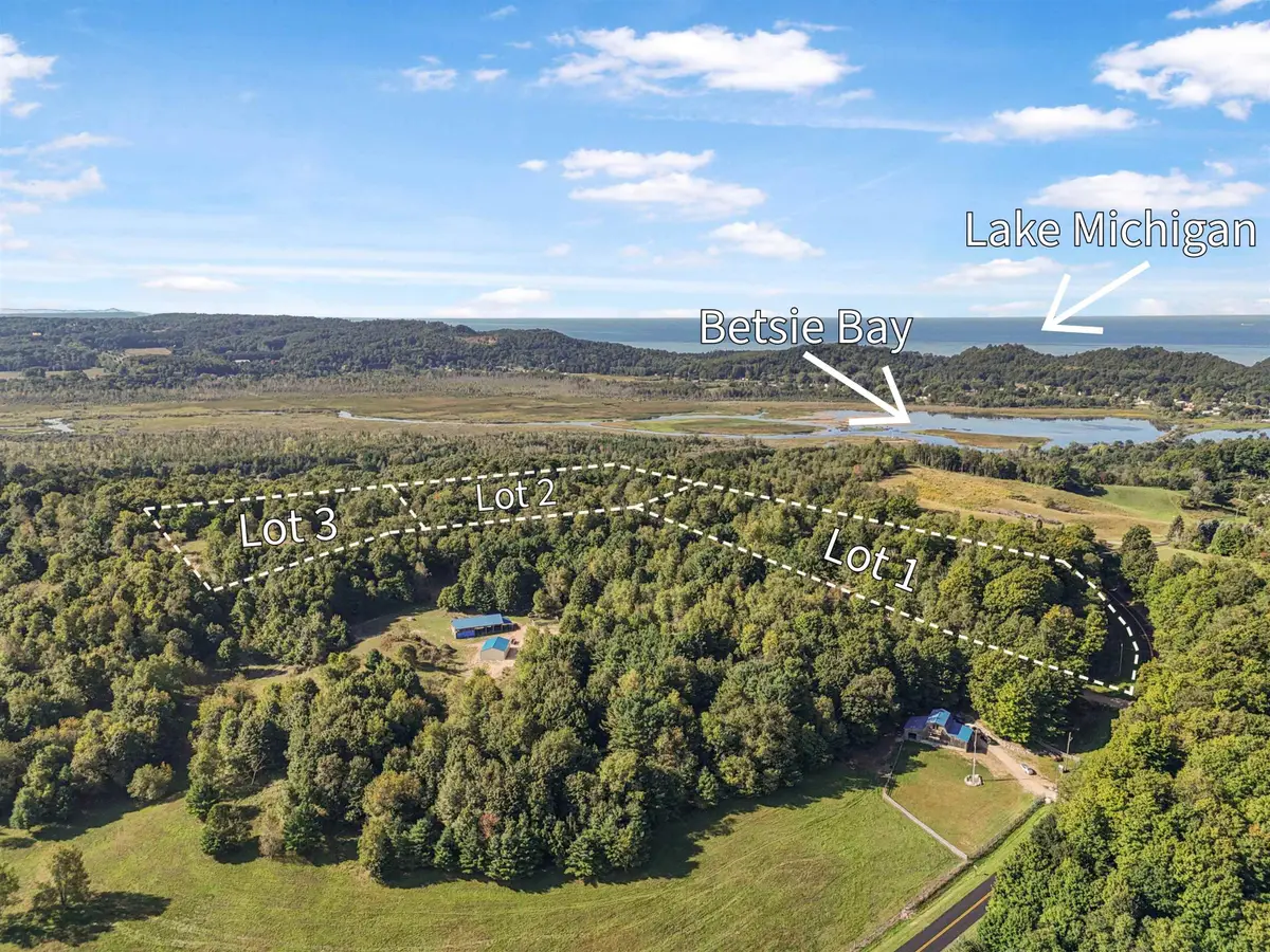 00-3 Carlson, Frankfort, MI 49635 - #1