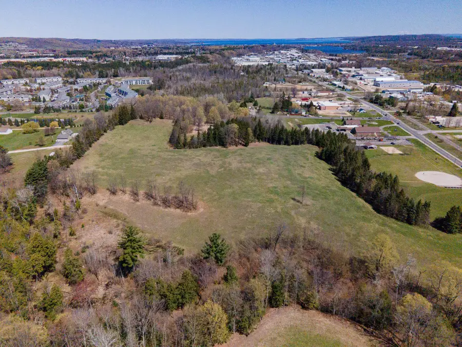 1795 Cass, Traverse City, MI 49685 - #3