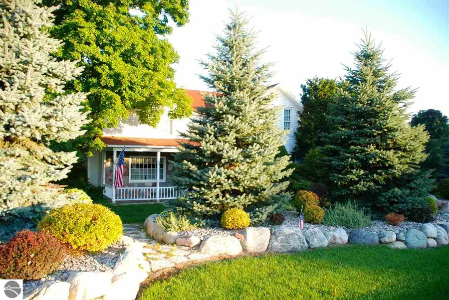 8491 US-31 N, Williamsburg, MI 49690 - #2