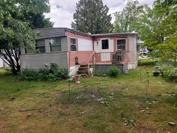 1511 Geraldton, TraverseCity, MI 49686
