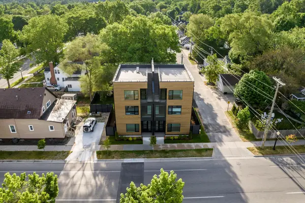 215 Barlow, TraverseCity, MI 49686